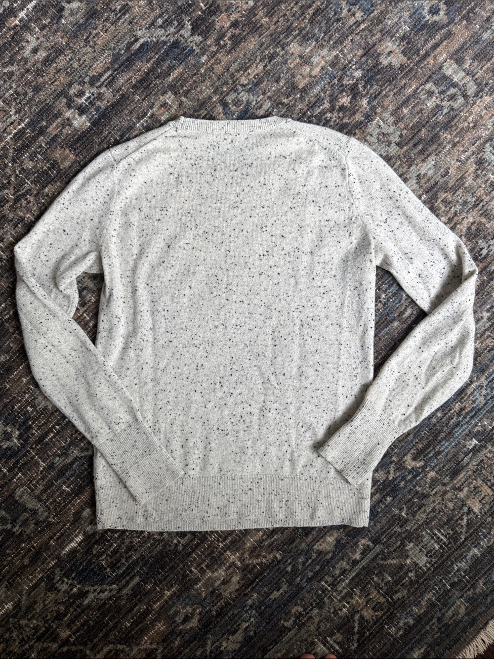 EVERLANE The Classic Crew In Cashmere - Picture 8 of 10